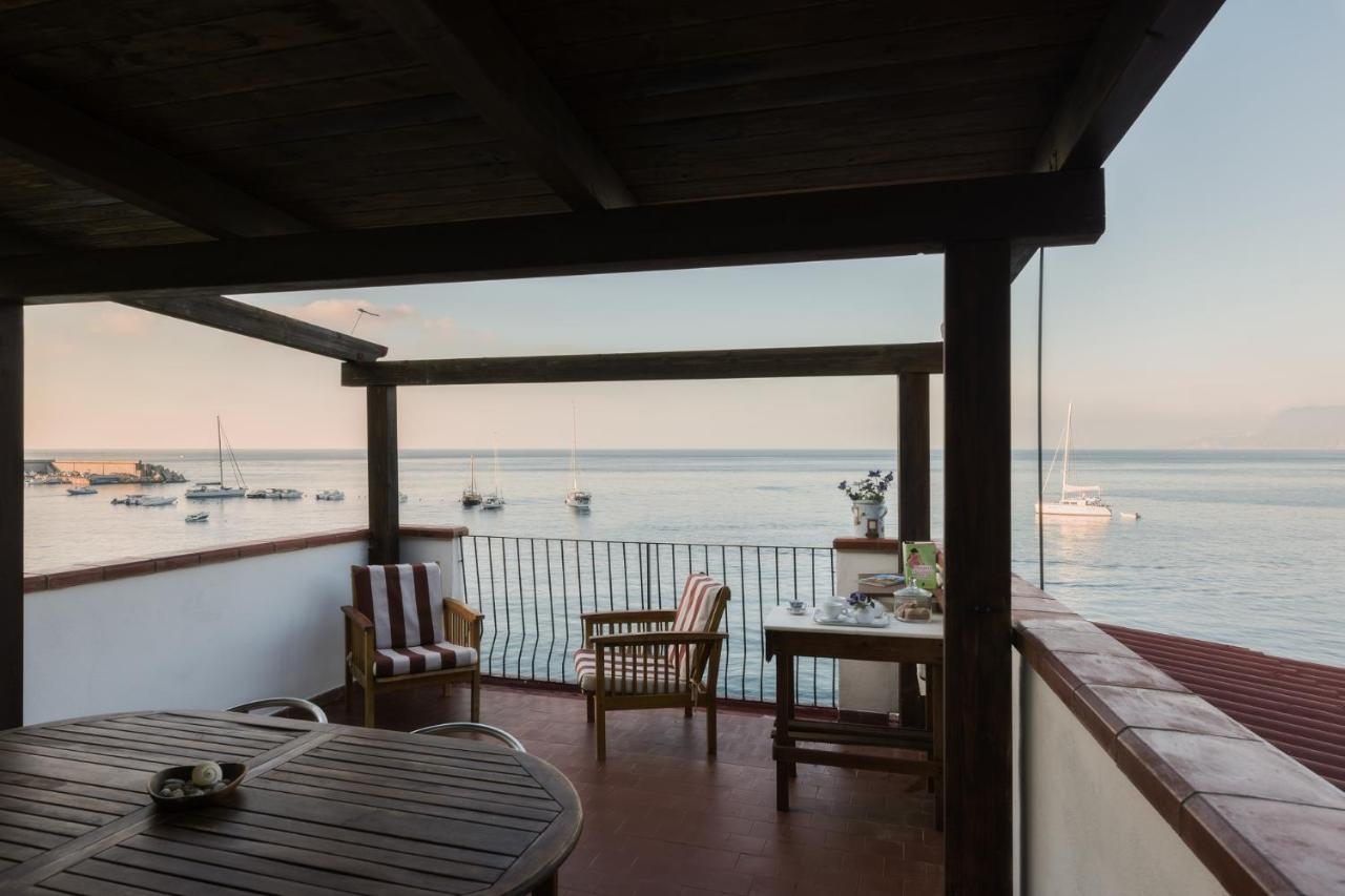 Casa Di Sale - Chianalea Villa Шила Екстериор снимка
