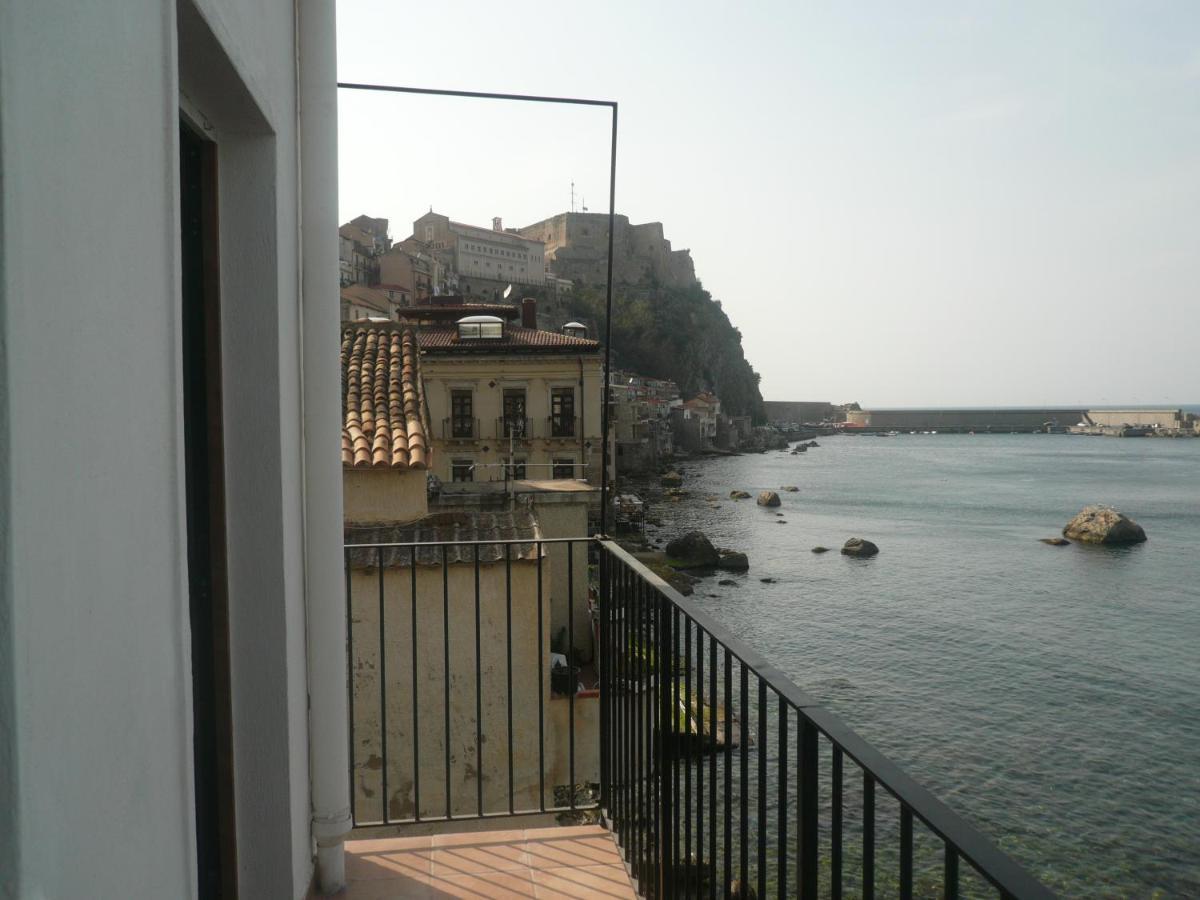 Casa Di Sale - Chianalea Villa Шила Екстериор снимка